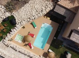 Luxury Villa Amarilla Golf, hotel en San Miguel de Abona