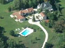 Domaine la Cabane luxe vakantiehuizen met zwembad
