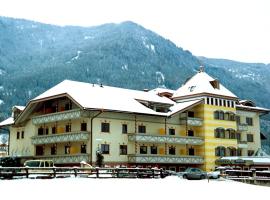 Hotel Reipertingerhof, hotel in Brunico