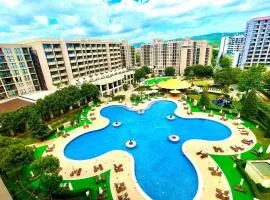 Z-apartment in 5 star hotel in Sunny Beach