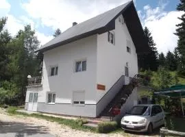 Guest House Kavedžić