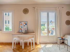 Appartement climatisé en plein centre avec balcon, appartement à Saint-Jean-Cap-Ferrat