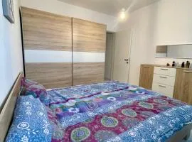 2 Bedroom apartment close to the beach