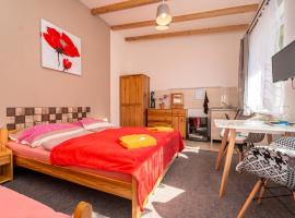 Penzion Alenka Valtice, hotel in Valtice