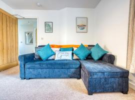 Large 5 Bed House near NEC, BHX AIRPORT, HS2, Private Parking, hotel i Birmingham