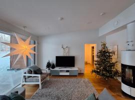 Villa Arctic Light, hotel near Rovaniemi Airport - RVN, 
