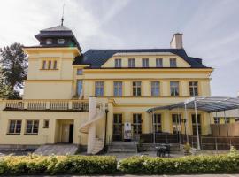 Palace Inn, cheap hotel in Jíloviště