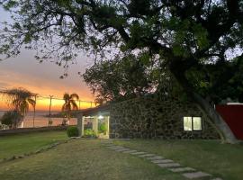 Cabaña del Lago, pensionat i Ajijic