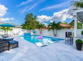 Lux Backyard/Heated Pool/Everglades/Speedway/Keys!