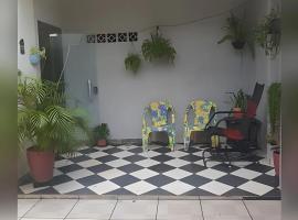 Pousada Souza Familiar, hotel en Porto Velho