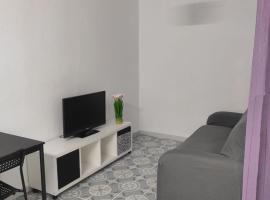 Bonito apartamento en castillo san Felipe Nijar, appartement à Níjar