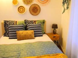 Joli apartment proche du centre-ville, hotel in Poitiers