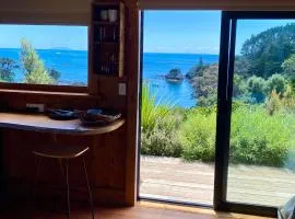 Kereru Cabin - Spectacular seaviews, Glamping Eco adventure