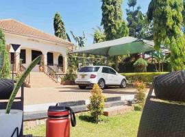 Reverie Villa, holiday home in Kampala