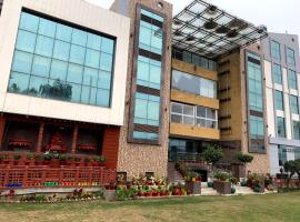 Hotel Lake View Grand, Gomti Nagar, Lucknow, hótel á þessu svæði