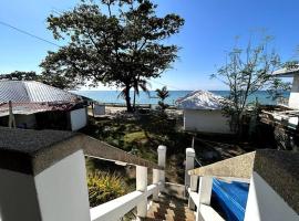 Bobby's Villa Beachfront, Bauang，巴旺的小屋