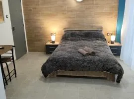 GM 7 ROOMS KENTRO στην καρδιά της πόλης
