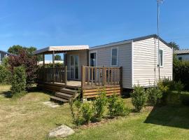 Le Clos des Genets, glamping site in Quend