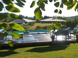 Villa avec piscine chauffée Périgord Dordogne