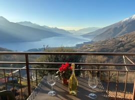 Stunning lake view apartment Peglio - Larihome A45, hotel a Sueglio