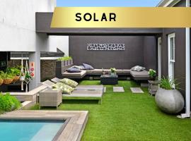 Le Petit Bijou Boutique Apartments - Solar Power, hotel i Franschhoek