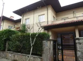 EGONA- H130 Villa adosada con jardín y txoko - ESS03192