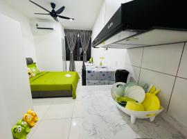 C&Y Horizon Suites Homestay Sepang - KLIA Transit - Near XiaMen University, lavprishotell i Kampong Melot