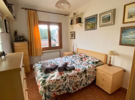 Apartament Vila Vermella, PRADES, хотел в Прадес