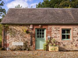 Stable Cottage, Gartocharn, Loch Lomond, hótel í Alexandria