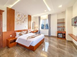 Royal Palace, hotel poblíž Letiště Lien Khuong - DLI, Dalat