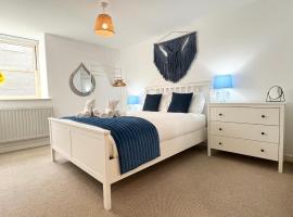 A Seaside Hideaway in Central Penzance Location, hotel in Penzance