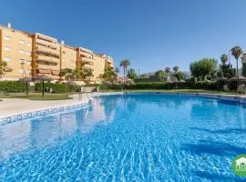 Beachfront apartment - terrace with sea view - pool