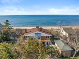 Once Upon a Tide: True Beach House, villa i Wading River