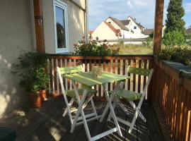 Charmante Unterkunft ohne Küche in Niestetal bei Kassel, guest house in Niestetal