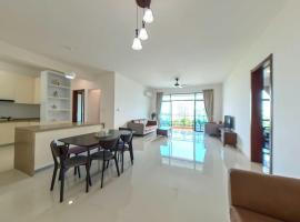 Spacious 4 bedrooms condo at ForestCity, hotel in Gelang Patah