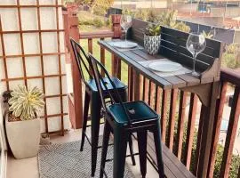 Private Balcony Overlooking Pool - Gated Parking