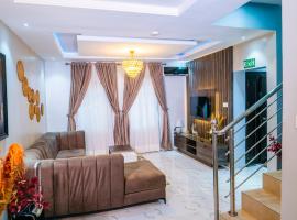 Two bedroom lux apartment, apartment in Gwarinpa