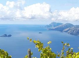vecchio west, hotel v destinaci Agerola