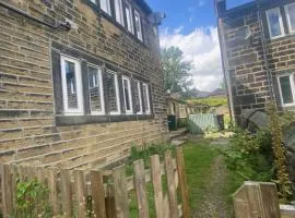 The Weavers Cottage