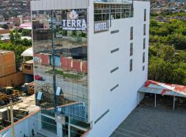 Terra Premium Hotel, hotel v mestu Huánuco