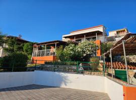 Villa Carpe Diem - Luxury seaside apartment, feriebolig i Vinišće