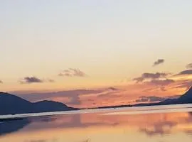 Fort William loft on shore front with amazing views