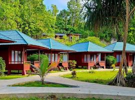 Raflow Resort Raja Ampat, хотелски комплекс в Tapokreng