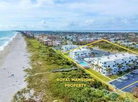 Coastal Paradise Awaits! Newly Remodeled 2br1ba!, hotel in Cape Canaveral