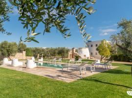 Lisària Villa Delle Meraviglie With Pool - Happy Rentals, hotel in Castrignano deʼ Greci
