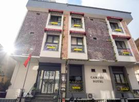 Campus Butik Hotel، فندق في أفجيلار