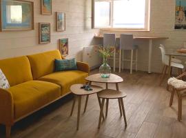 Face à la mer, bel appartement, khách sạn ở Saint-Nazaire