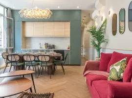 Sophie Stay - Le Mucha - King size bed - AC