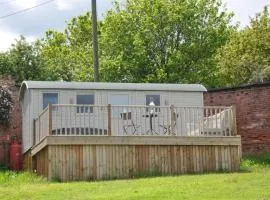 Shepherd's Hut at Cefn Tilla Court