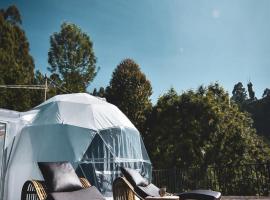 Divercity Luxury Glamp, luxury tent in Kodaikānāl
